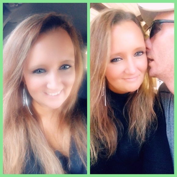 Meet your Posher, Nichole - Picture 2 of 2